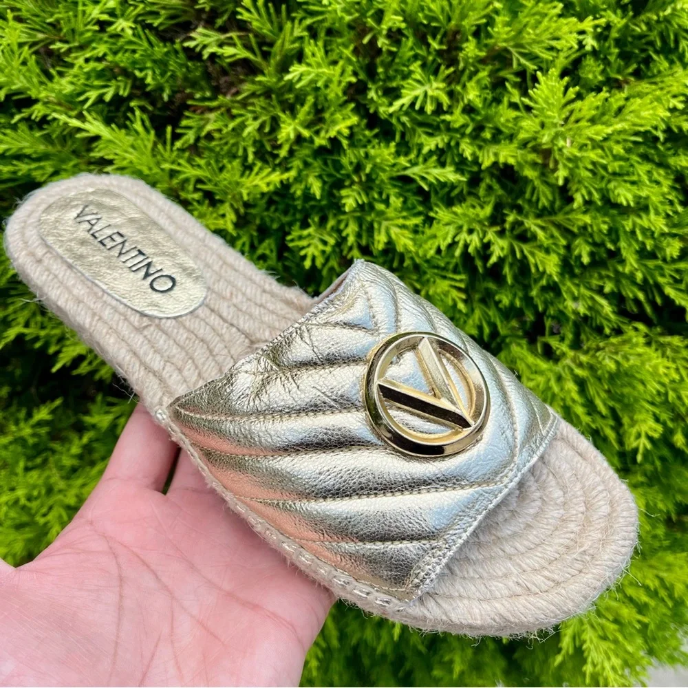 New! Valentino V Logo Gold Espadrille Jute Slides
